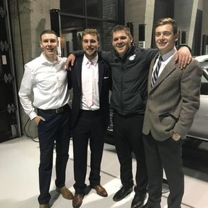 Meet your Posher, Brett